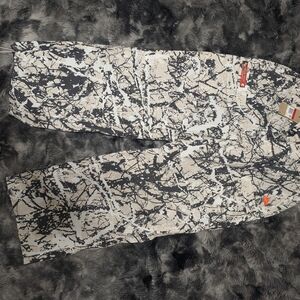 Nike ACG Black and Cream Camouflage Pants